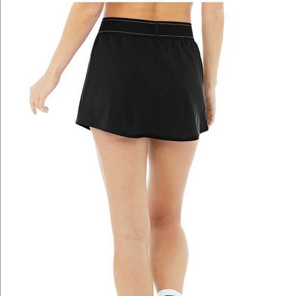 Alo Black Athletic Skort with Logo - Picture 3 of 4